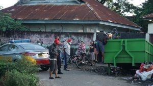 penemuan bayi di tempat sampah