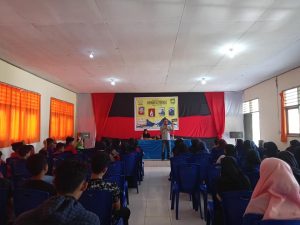 Kemah Literasi Biringbulu Mengundang Penulis