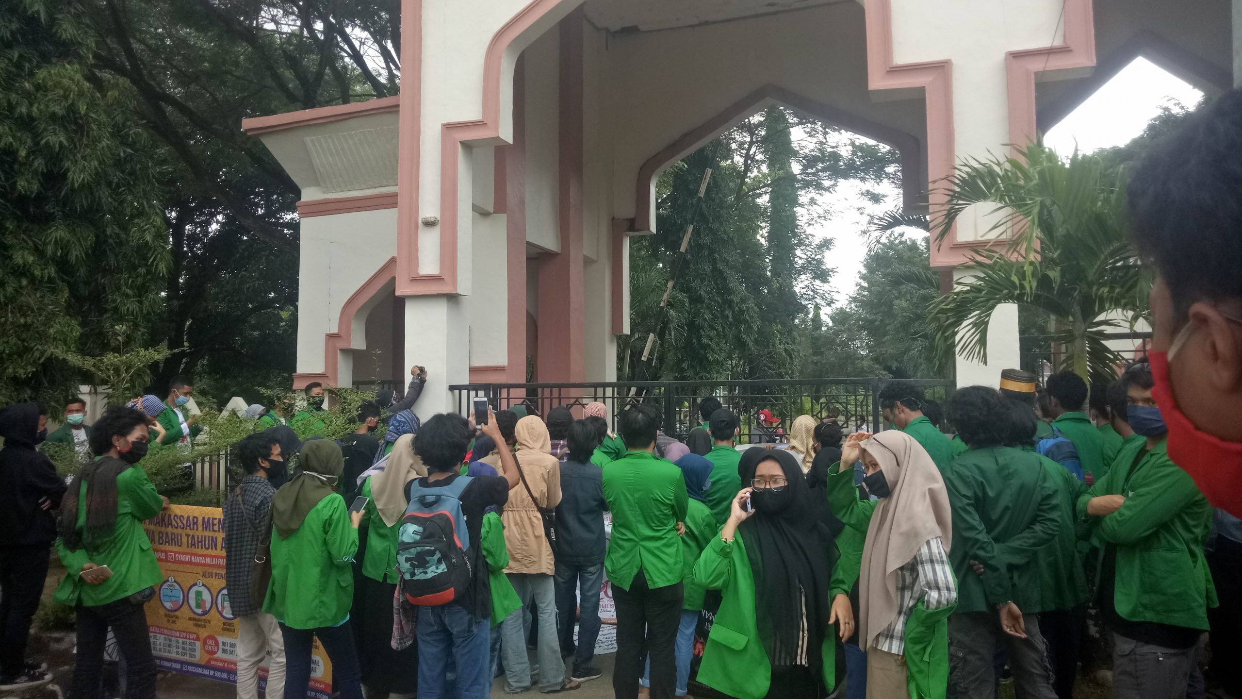 Aksi Aliansi Mahasiswa UINAM