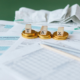 Sumber: https://www.pexels.com/photo/tax-documents-on-the-table-6863183/