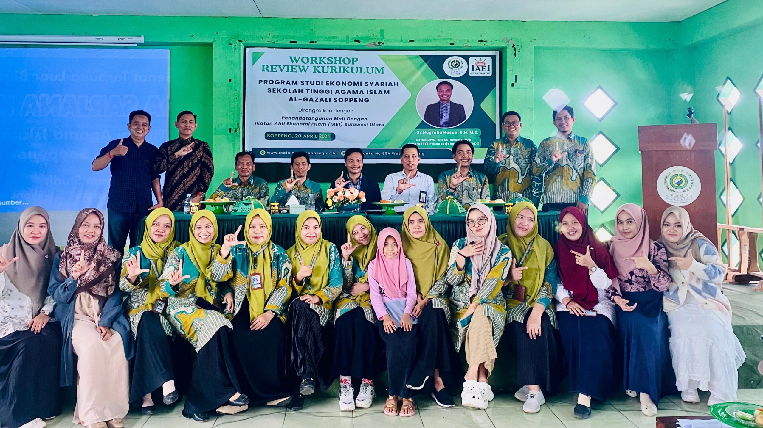 STAI Al Gazali Soppeng Teken MoU dengan DPW IAEI Sulawesi Utara: Pengembangan Ekonomi Syariah Melalui Kurikulum