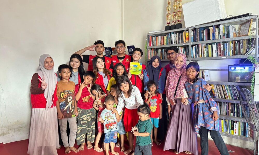 Baca Nyaring kkn tematik literasi Unhas