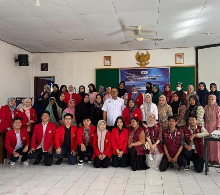 Dorong Kemandirian Ekonomi Perempuan, Tim PKM FEB Unhas Gelar Pelatihan Olahan Tiram di Barru