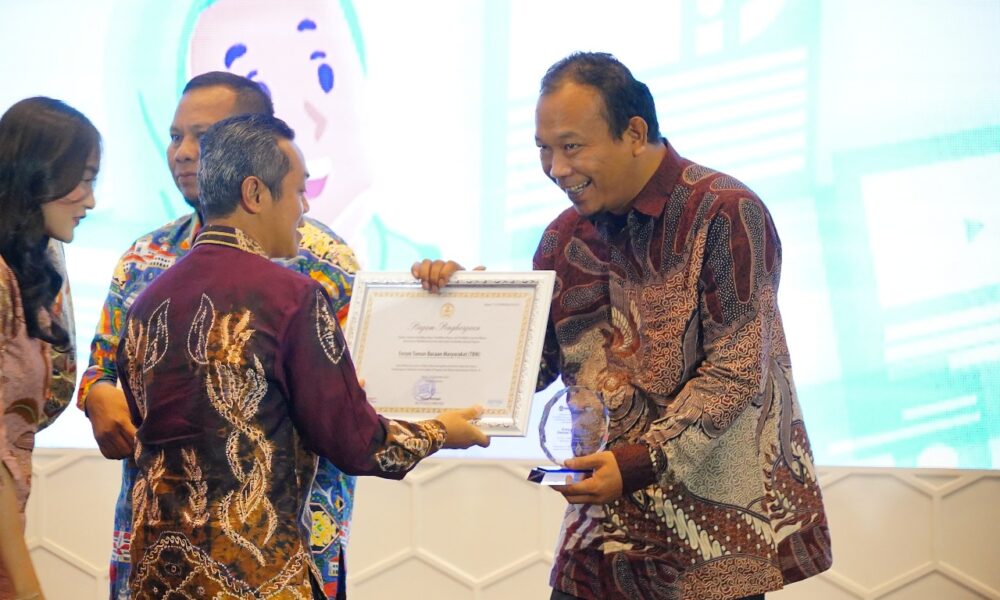 Dedikasi Forum TBM Diakui, Terima Penghargaan pada Peringatan HAI 2025